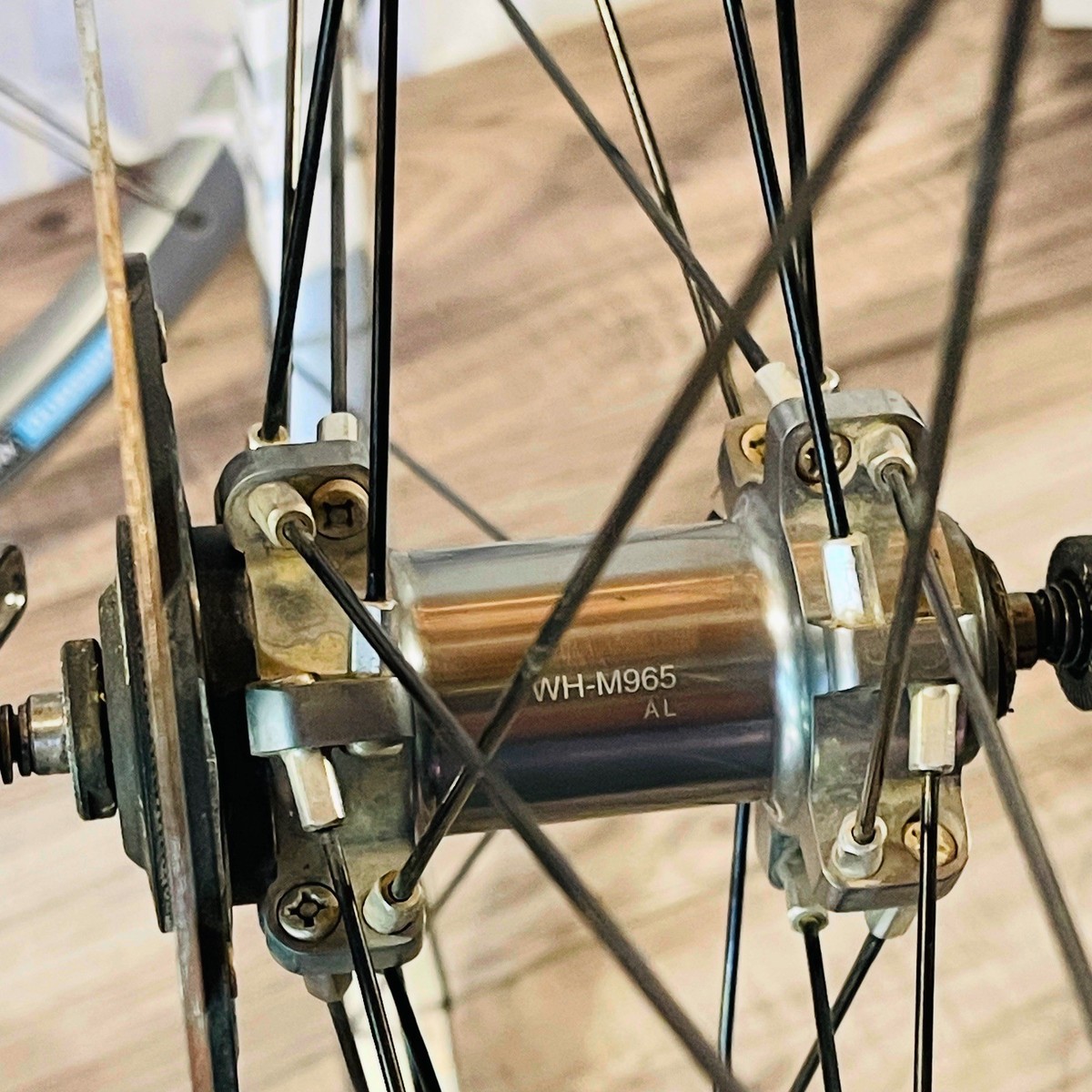 Shimano XTR WH-M965 Wheelset 26 QR 160 Center Lock Gray Tubeless 9