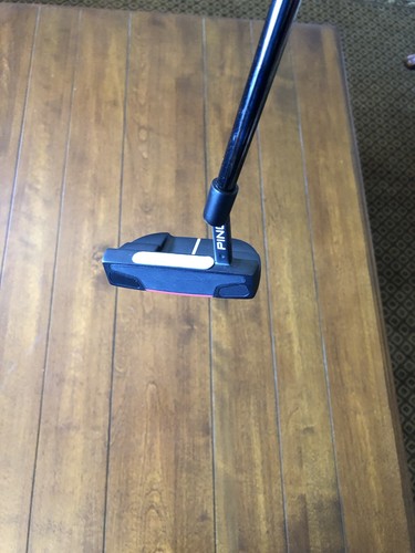 Ping DS 72 Putter, RH 34” Black Dot With Head Cover All Original - Picture 2 of 9
