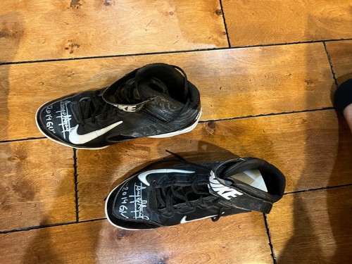 2014 Angel Aguilar YANKEES GAME USED Nike Huarache CLEATS SPIKES SIGNED AUTO LOA - Picture 6 of 9