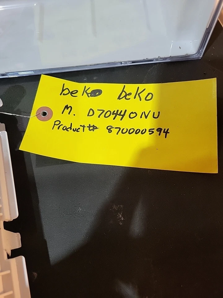 Riel guía deslizante para cajón de nevera incorporado Beko 575006 R pieza genuina Foto 2 de 4