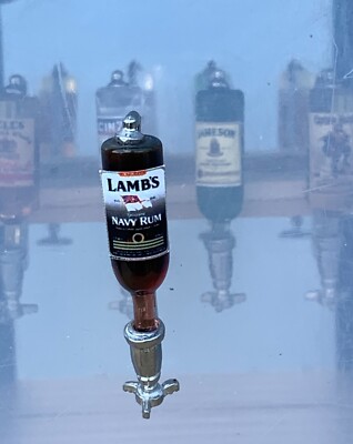 Puppenstube Lämmer Rum Glasflasche in Zinnoptik Maßstab 1:12 Tumdee