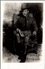 VINTAGE WWI SOLDIER PORTRAIT RENLER'S PHOTOGRAPHY CINCINNATI OHIO 29-158