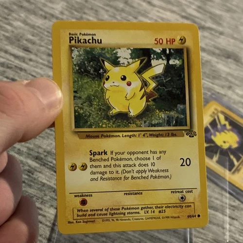 Pokémon Pikachu Common Regular Jungle 60/64 50 HP Basic Card 1999