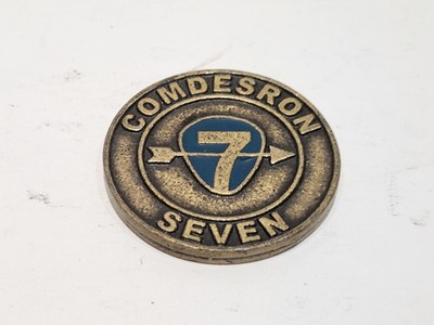 Vintage US Navy Commander Destroyer Squadron COMDESRON Seven 7  Coin
