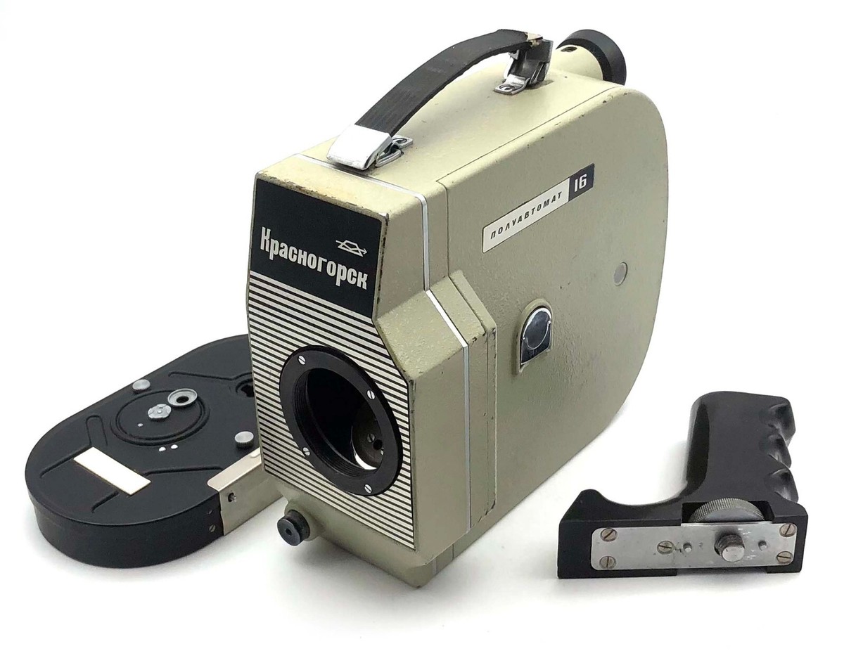 Rare Krasnogorsk 16mm KMZ Wind-Up Semiautomat Movie camera with M42 screw  mount!