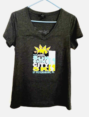 EUC Sun Shine City 5K 2019  Sz M V Neck Short Sleeve Running Shirt  Dk Gray