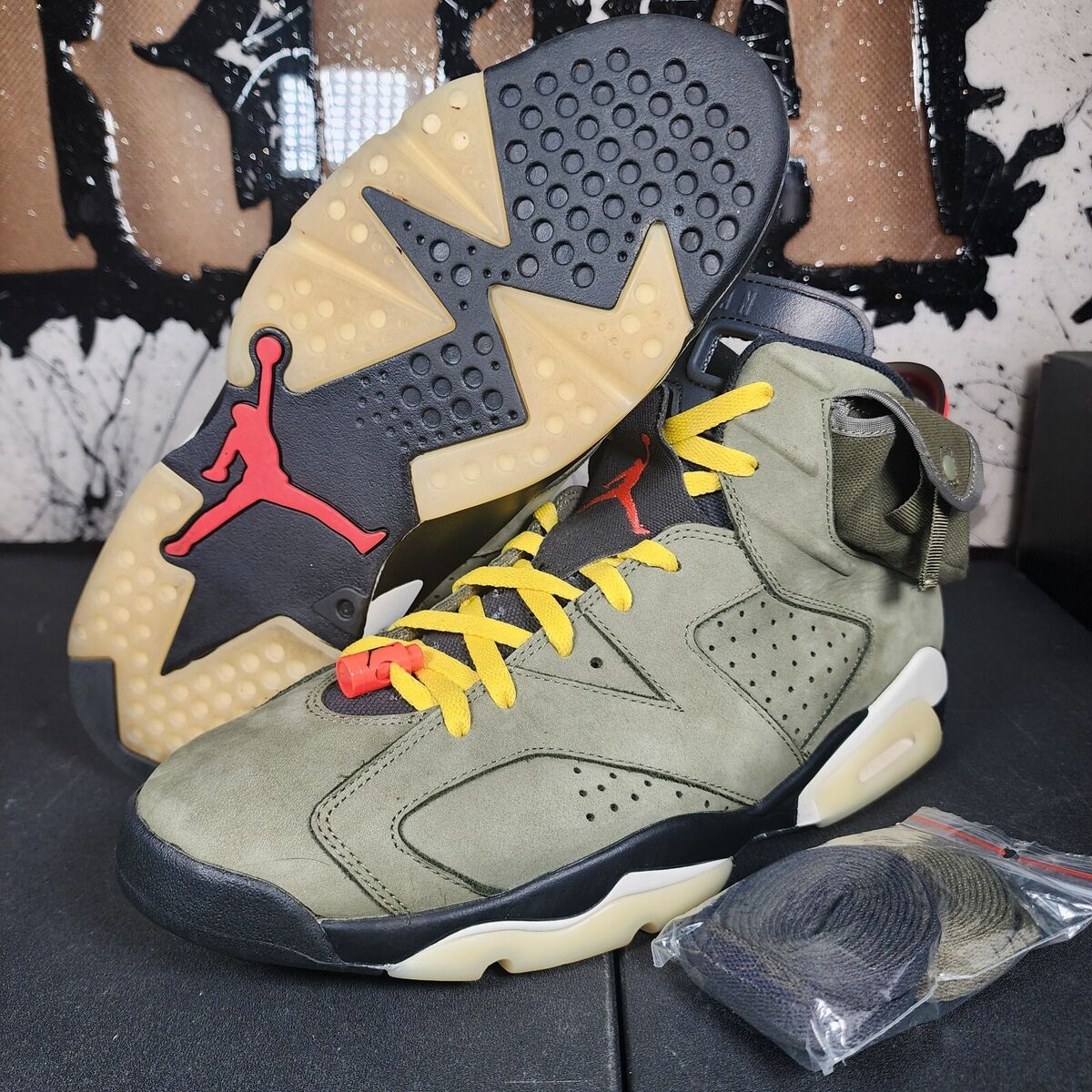 Nike Jordan 6 Retro x Travis Scott OIive Green (CN1084-200 Nike Jordan 6 Retro x Travis Scott OIive Green (CN1084-200
