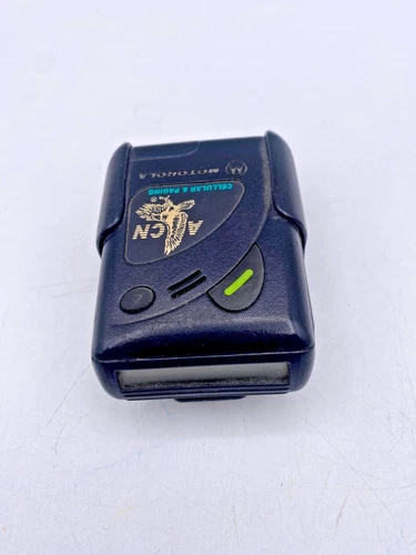 Vintage Motorola Bravo Flex Pager Black Wireless Compact Digital Display w/ Clip