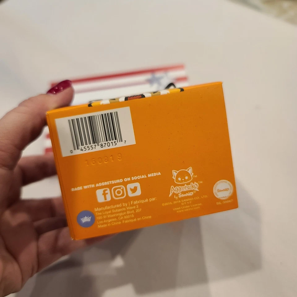 Figura de vinilo de acción The Loyal Subjects Aggretsuko Ookami NUEVO Foto 2 de 4