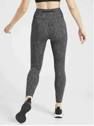 ★ ATHLETA ★ Athleta Salutation Stash Pocket II Lace 7/8 Tight, BLACK