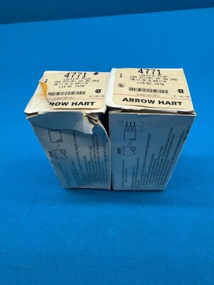 Set of 2 - Arrow Hart 4771 2-Pole 3W 15A Autogrip Turn & Pull Locking Plug