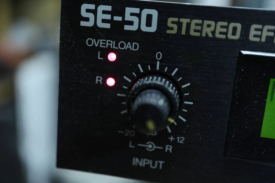 Vintage BOSS SE-50 Guitar Effects Processor Showa Era Japan Serviced w/ Adapter - Image 3 of 4