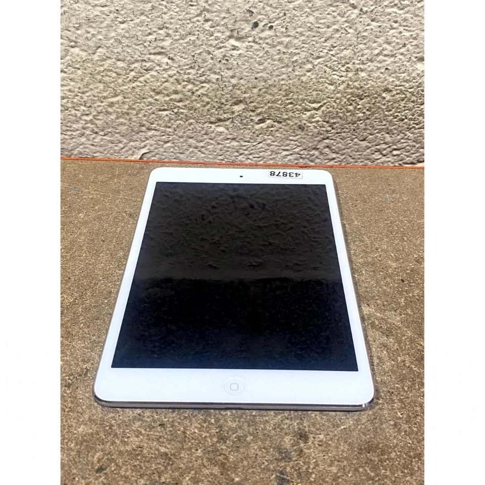Apple iPad Mini 2 A1489 Tablet 7.9" IPS Display 5MP Wi-Fi Bluetooth (1GB+16GB) - Image 2 of 4