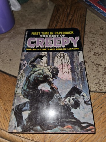 The Best Of Creepy - Paperback 1971, 1st Print Frazetta, Ditko, Roth Illustrated - Foto 2 di 11