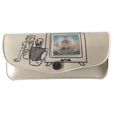 Vintage 1950s Beige Childrens Eyeglass Case w/ Holographic Cartoon 5.5"  2.25"