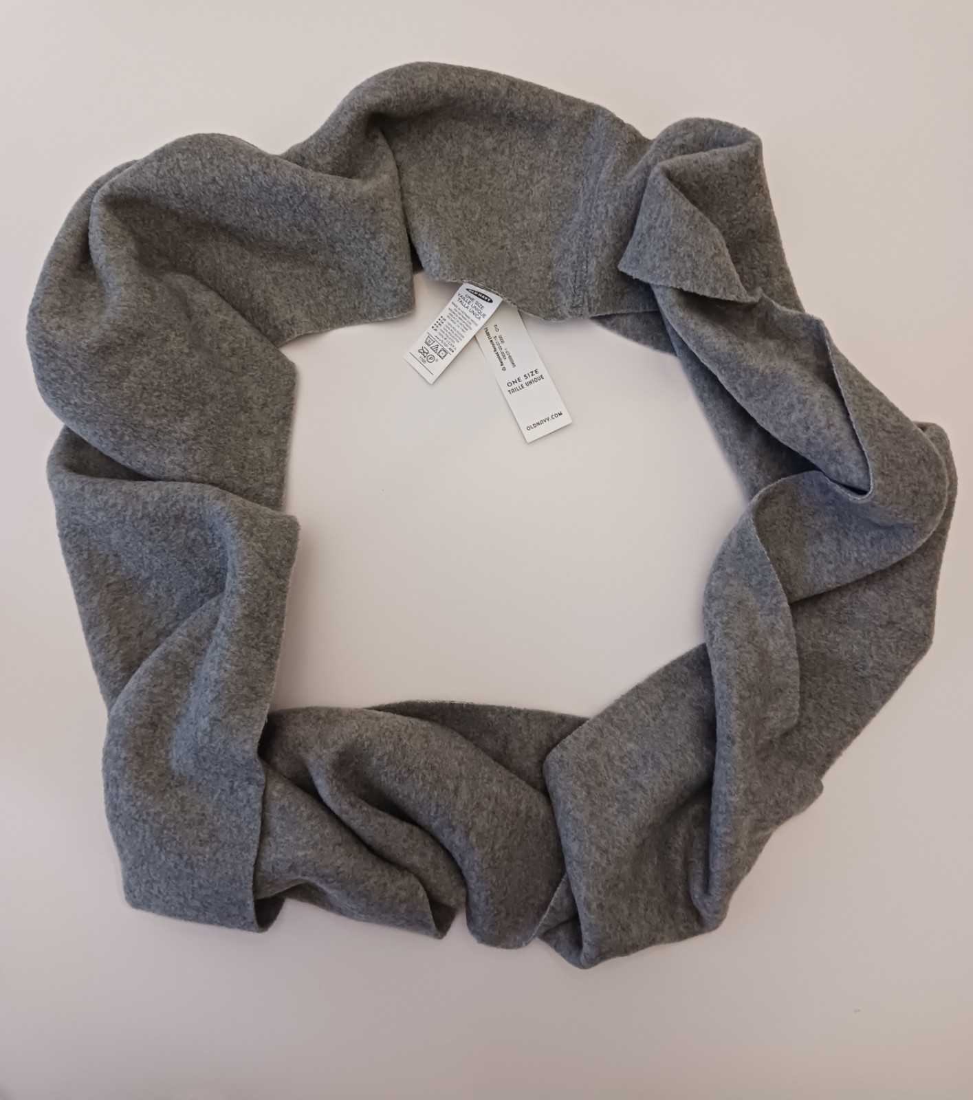 Old Navy Gray One Size Infinity Polyester Scarf Minimalist NWT