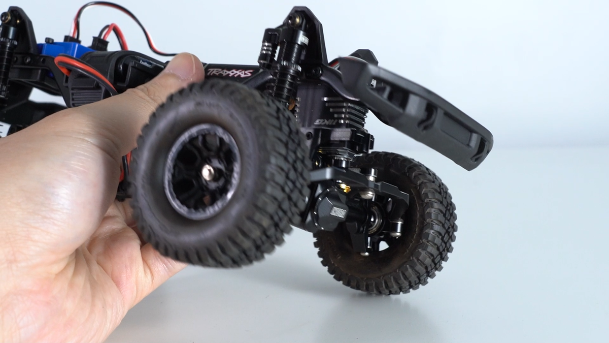 INJORA Coreless High Torque Digital Servo & Mount & Servo