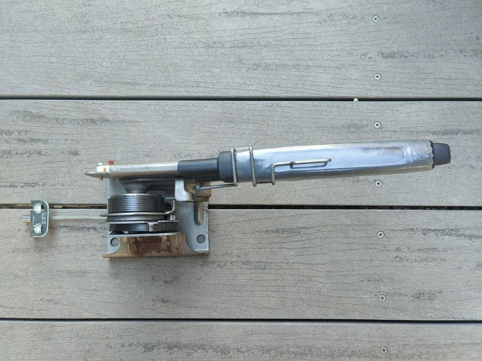 New Genuine Handbrake Parking Brake Lever Assembly for Jeep Wrangler JK 05154235 - Image 4 of 4