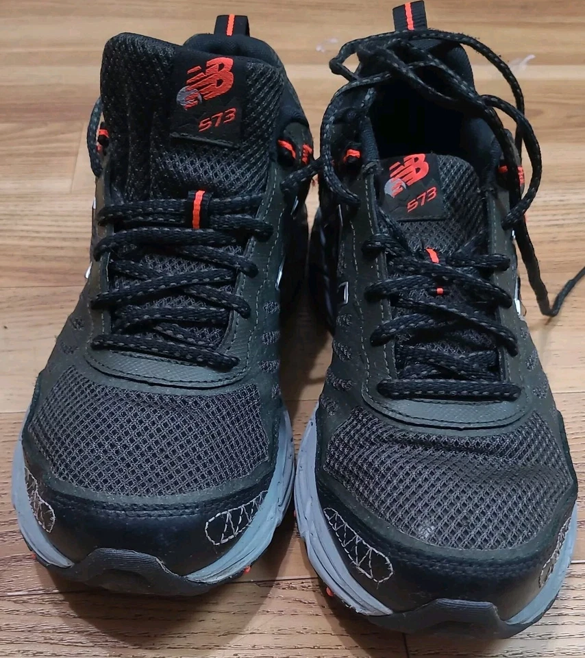 Zapatillas de entrenamiento para trail running New Balance MTE573F3 573 412 510 481 680 para hombre Foto 4 de 4