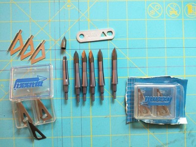 Muzzy 3-Blade Screw-In Broadhead 6-Pack - 125 grain, plus Extra Box of Blades