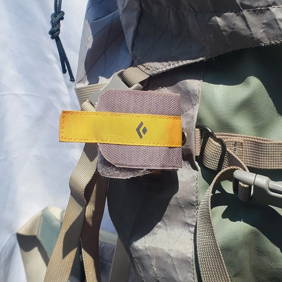 Mochila técnica Black Diamond Quantum 65L carga ligera duradera Foto 4 de 4