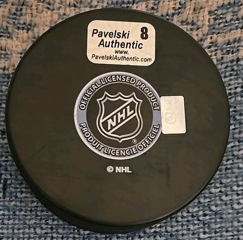Joe Pavelski #8 San Jose Sharks Autographed Puck NHL Played For Dallas Stars - Picture 2 of 3