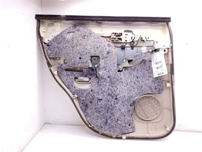 Lexus GX470 2006 montaje del panel de la puerta trasera del lado del pasajero  Foto 4 de 4