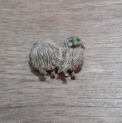 Vintage Pekingese Gerry's Dog Brooch Green Rhinestone Eyes 