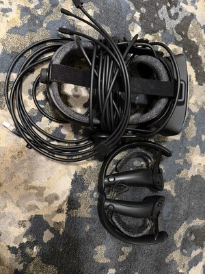 Valve Index Headset and Controller Set with Cables