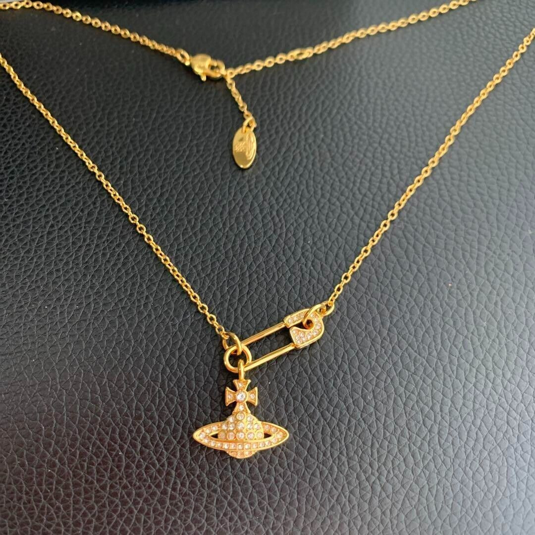 希少Vivienne Westwood チェーンベルト　GOLD MULTI CHARM ベルト(ゴールド)（レディース）（1220951427