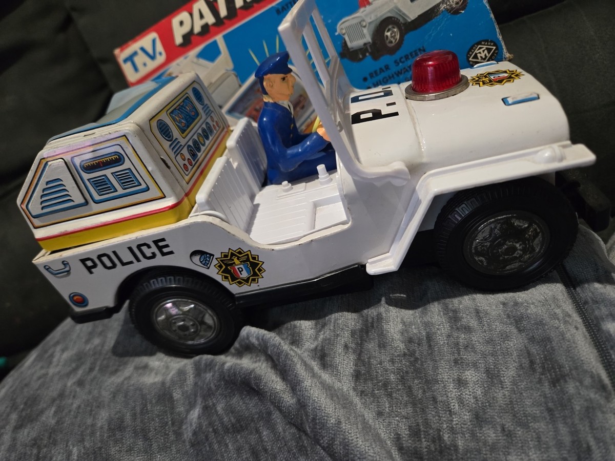 Modern Toys MASUDAYA Japan Tin TV PATROL JEEP Battery Vintage