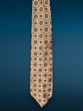 Vintage Wemlon by Wembley Wide Tie Brown Medallion Pattern 55  x 4.5  