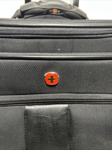 Wenger Swiss Gear Patriot Laptop Case Wheeled Travel Cabin Bag Extended Handle - Photo 2/13