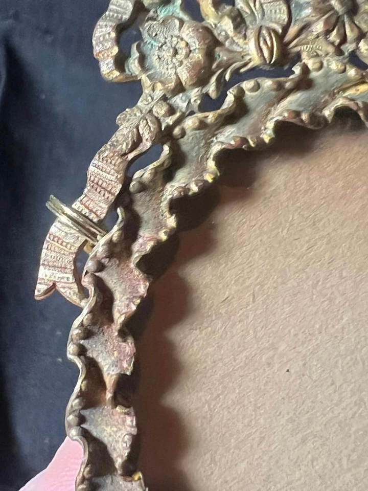 古董老式/复古法国风格Ormolu金属椭圆形照片相框 — 第 4/4 张图片