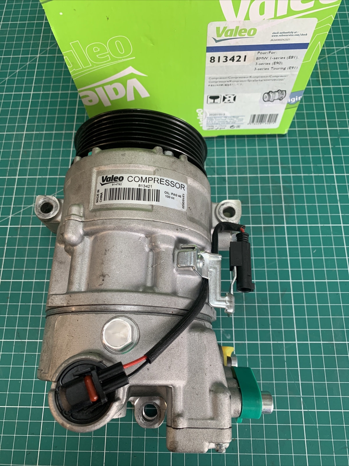 Compresseur climatisation Valeo 813421 pièce d'origine OEM neuve modèle 914792