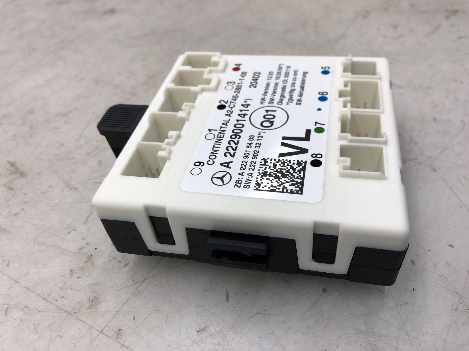 2019-2023 ASTON MARTIN VANTAGE LEFT FRONT DOOR CONTROL MODULE 2229001414 OEM