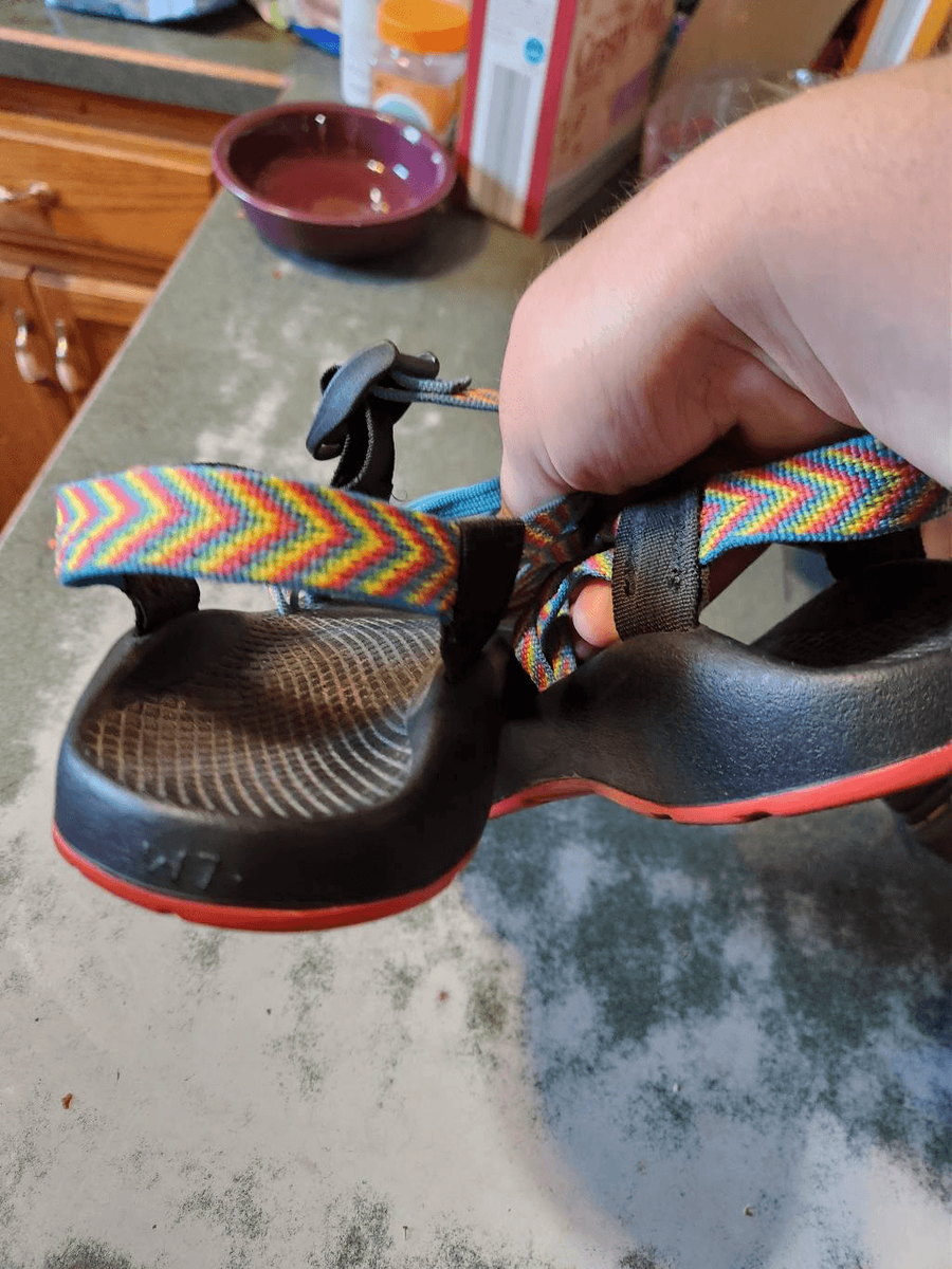 Chaco ZX 2 Rainbow Yampa Fiesta Hiking Water Vibram Strappy