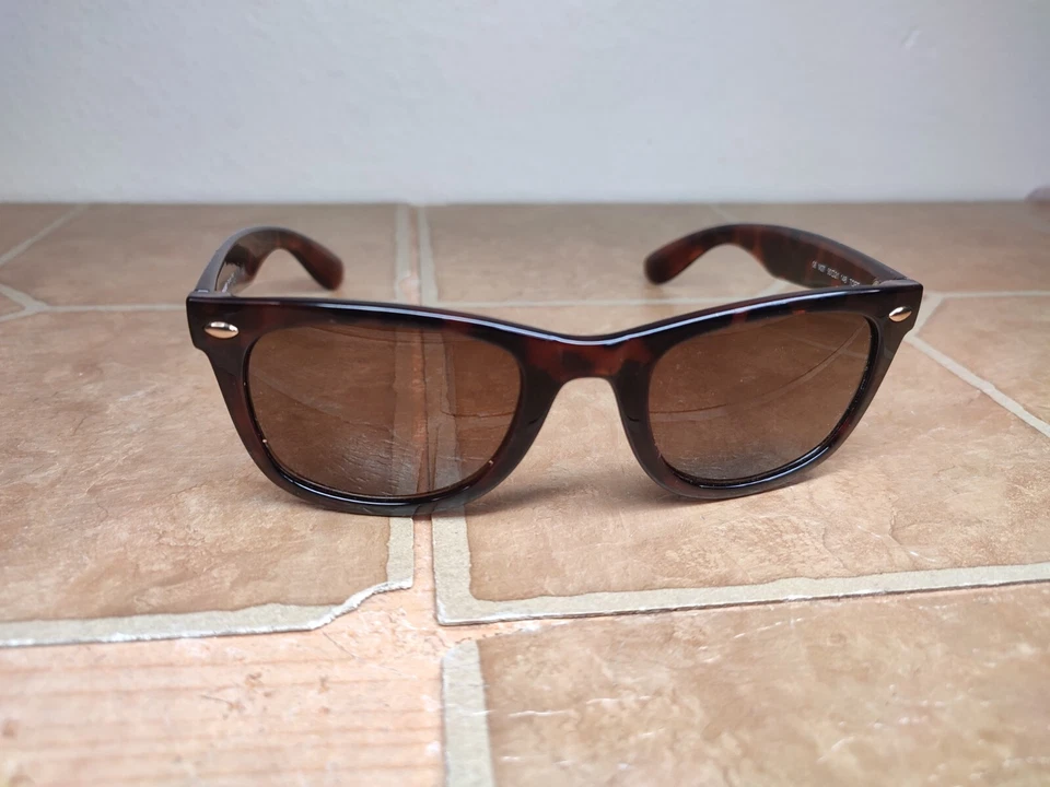 RARO Kirkland Signature Gafas de sol Monturas Marrón Tortuga Wayfare 50-21-148 Italia Foto 4 de 4