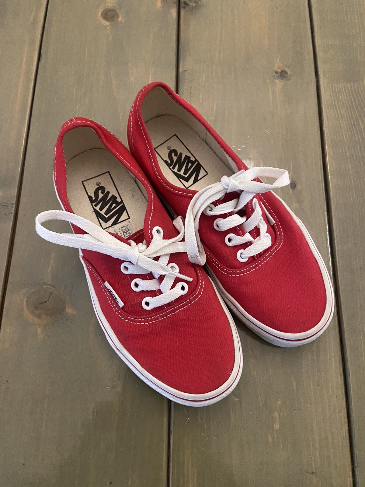 Vans Womens Red White VN000EE3RED Canvas Low Top Skateboard Shoes