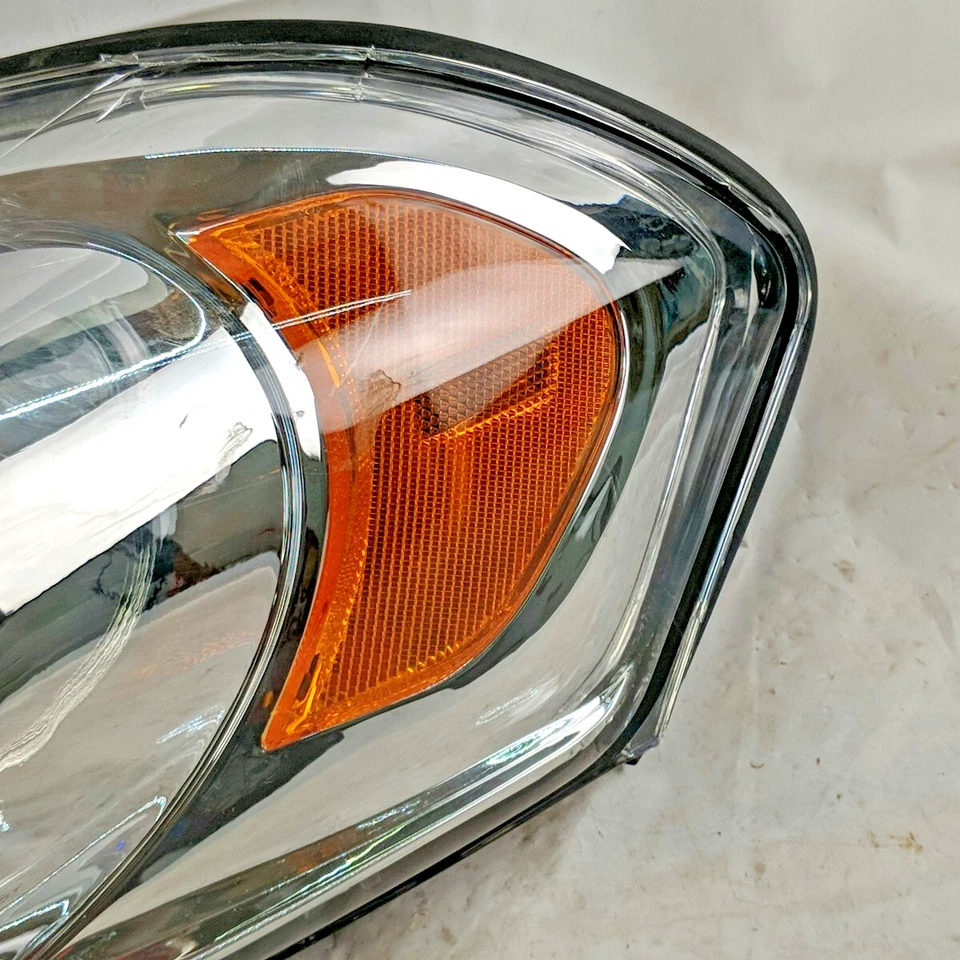 Faro izquierdo BLEM Dorman 1591888 para Chevrolet Impala Monte Carlo 10335105 nuevo de stock Foto 3 de 4