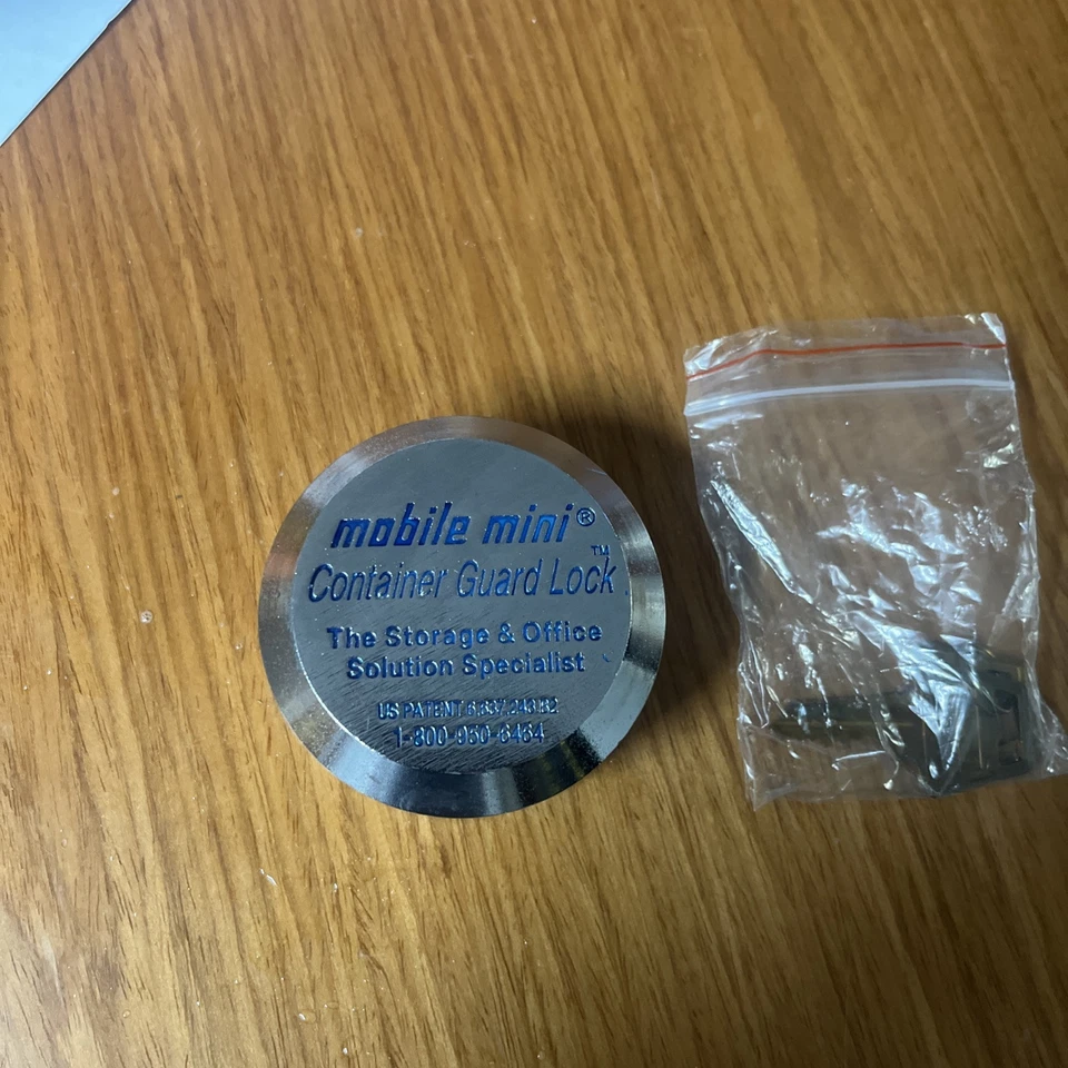 Mobile Mini Storage Guard Lock and Key - Image 3 of 4