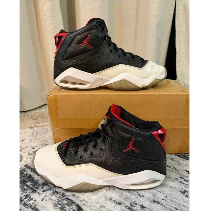 Preços baixos em Jordan B'Loyal White Red Black | eBay