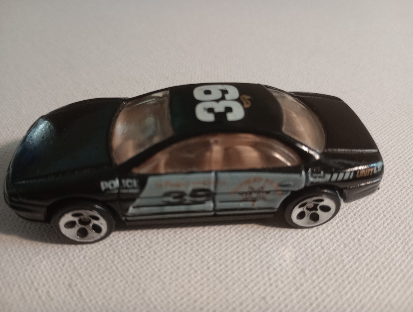 Picture 1 of 6