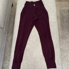 LULULEMON Burgundy Maroon ALIGN JOGGER NULU High Rise Fitness Leggings Sz 2