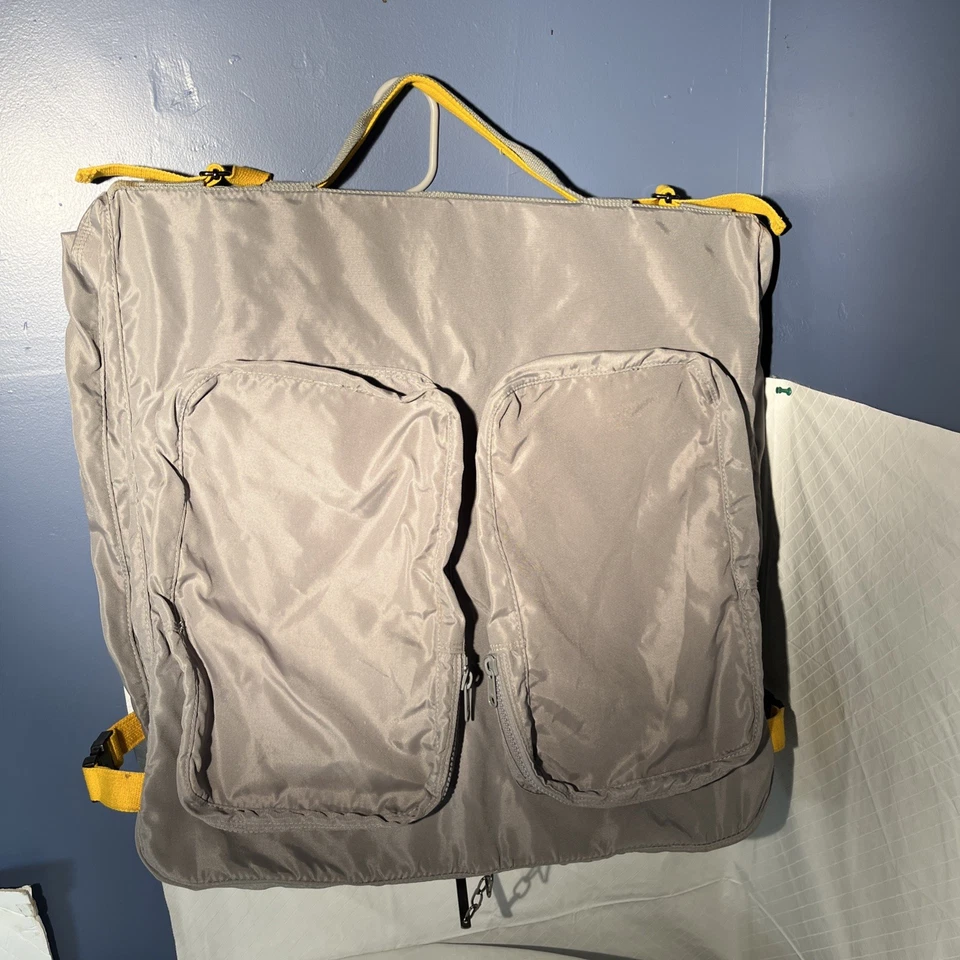 Lucas Gray Travel Garment Bag Carry-On Suit Bag w/ Yellow Trim & Shoulder Strap - Image 4 of 4