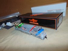 MTH HO 80-2380-0  UNION PACIFIC  SUPPORT OUR TROOPS  SD70ACE DIESEL -DC MODEL