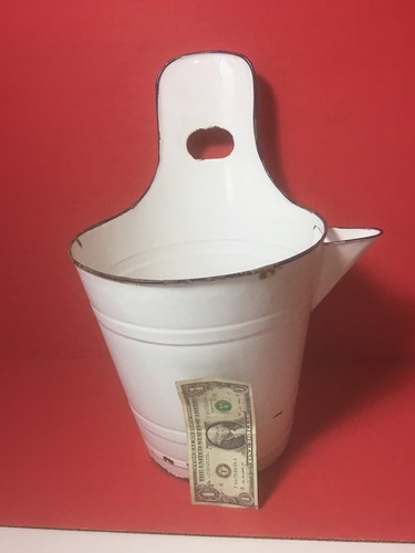 Antique White Enamelware Hanging Milking Pail Bucket w/Spout BUDAFOK Hungarian - Imagen 4 de 7