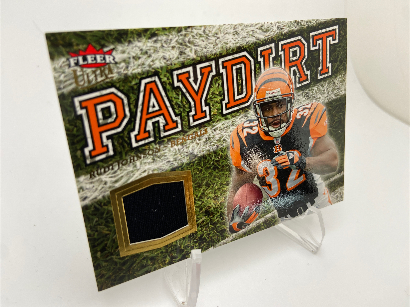2007 Fleer Ultra Paydirt Rudi Johnson Game Used Jersey Card view 2