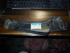 NOS 1975-80 Chevy & 77-80 GMC truck grill mounting bracket