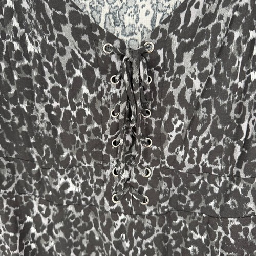 Torrid Womens Lace Up Top Size 2x Lightweight Stretch Empire Waist Leopard - Picture 5 of 7